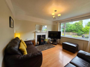 Beautiful House in Perfect Bowness Location